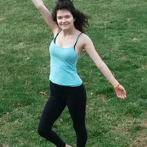 Meet your Posher, Alyssa